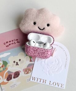 Alternative view of Pink Heart Leopard Print AirPods Case
